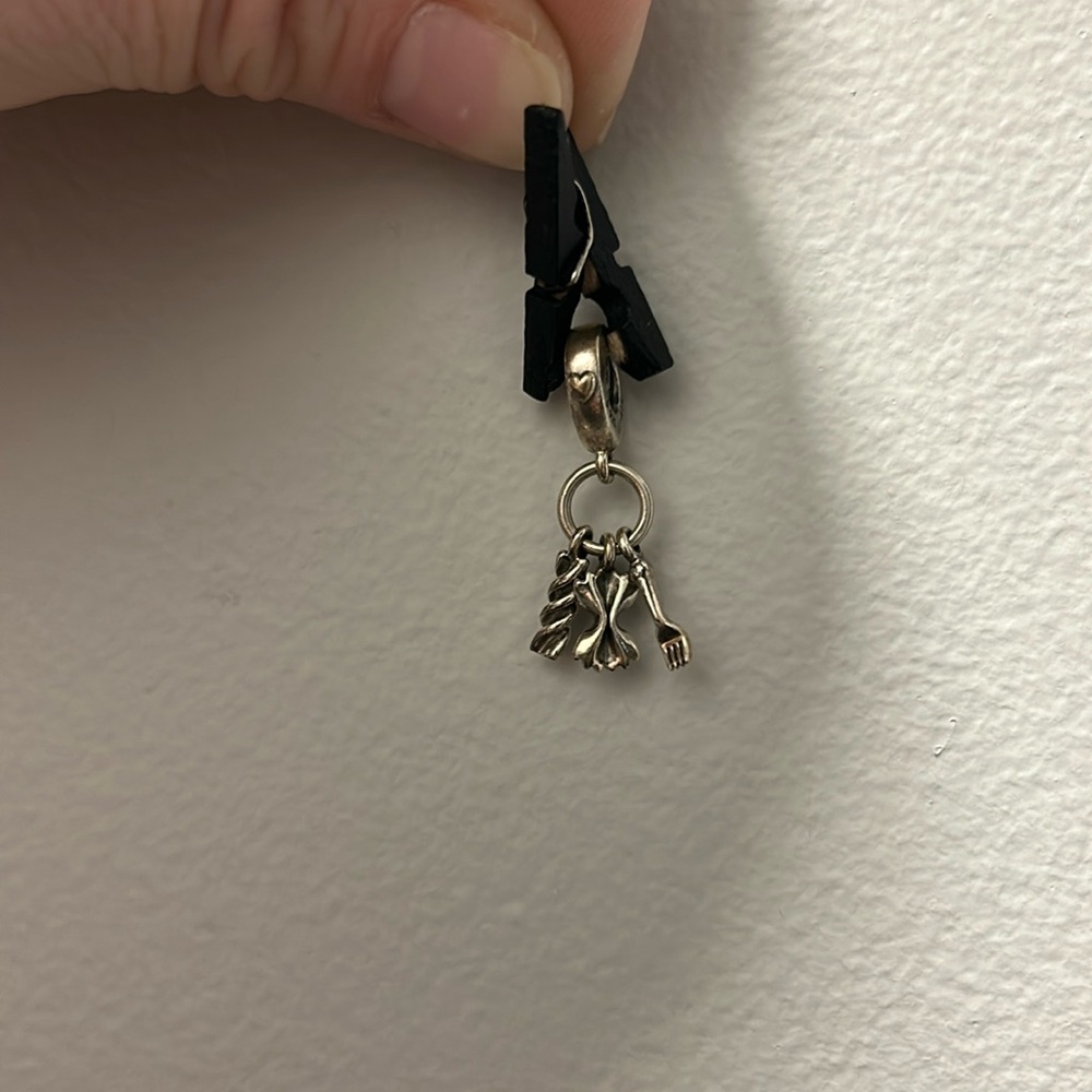 Pandora love pasta charm